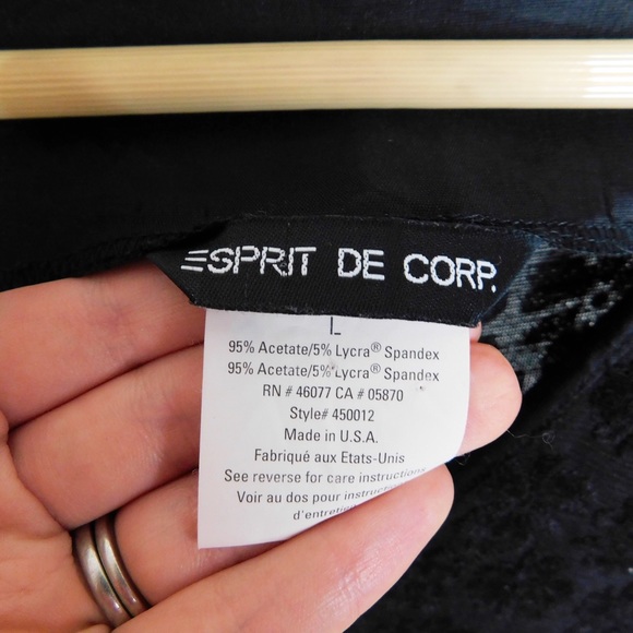 Vintage Textured V Neck Black Maxi Dress - Picture 6 of 6